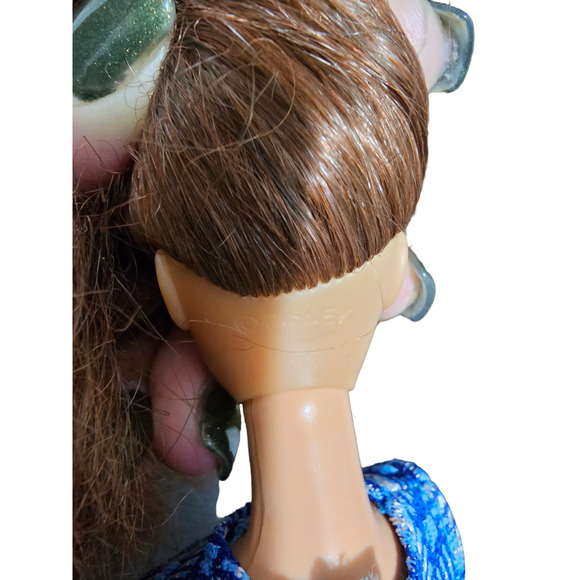 Vintage Barbie Mattel 1990s Brunette Teresa - Picture 8 of 16